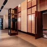 Whiz Luxe Hotel Spazio Surabaya