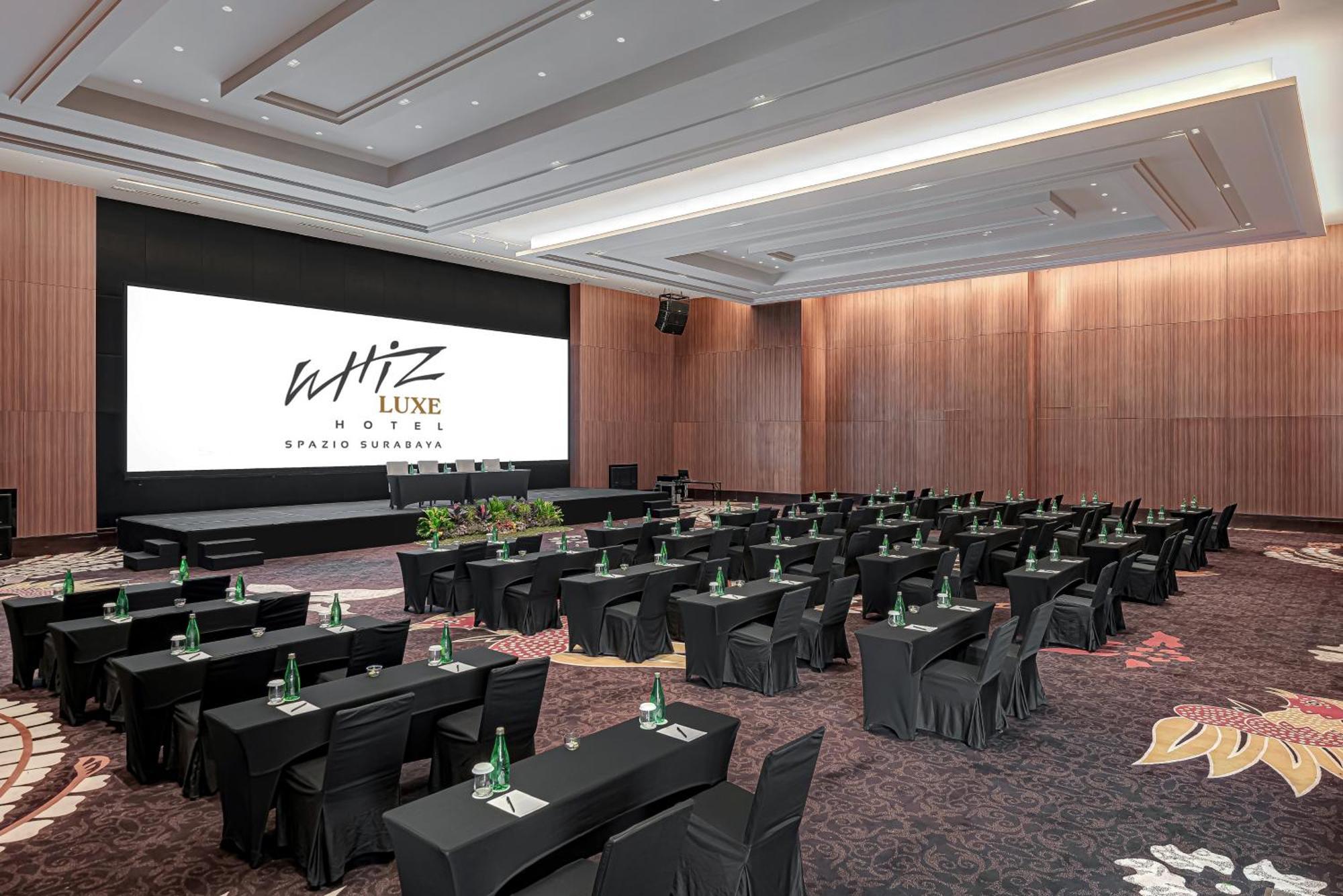 Hotel Whiz Luxe Spazio