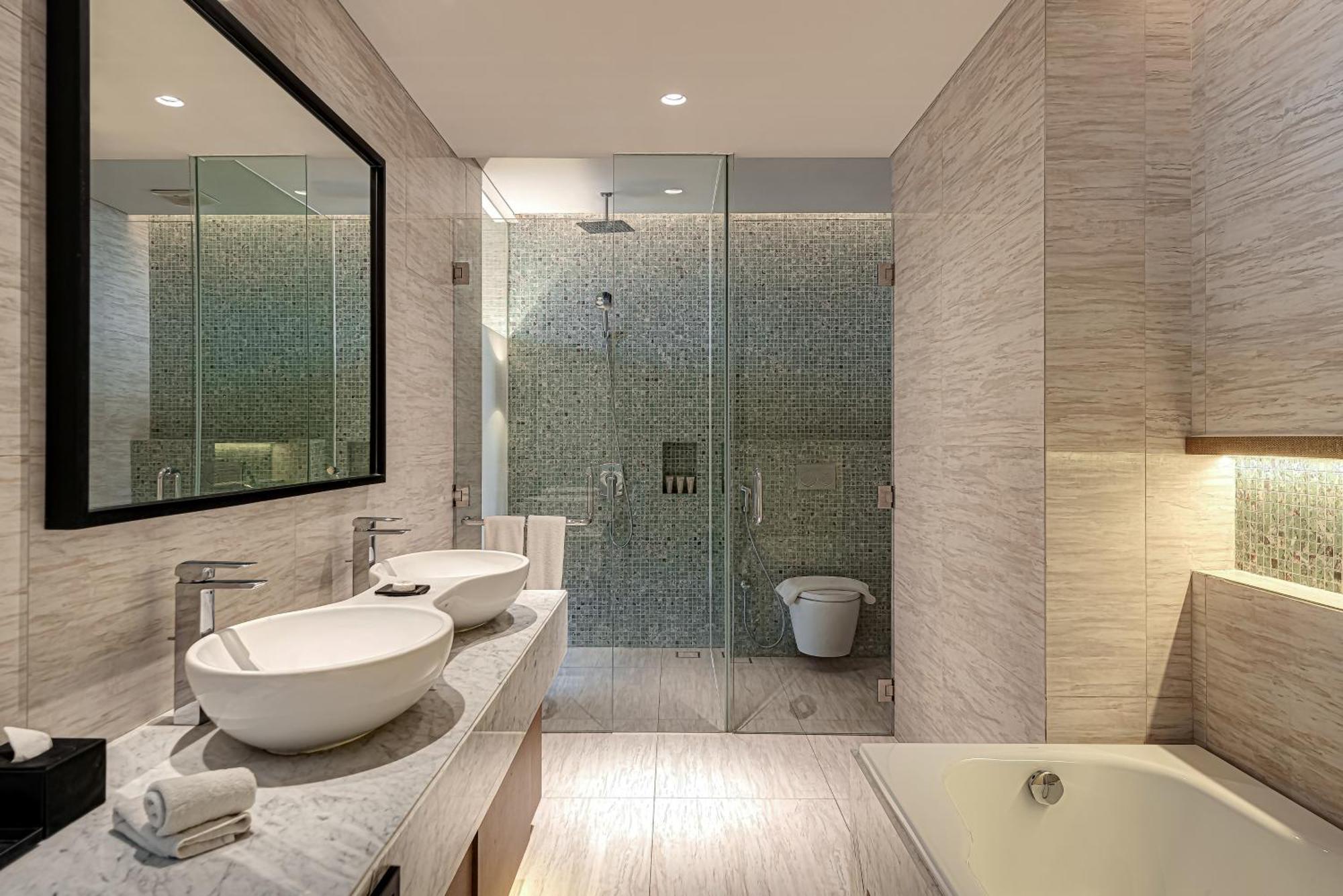 Hotel Whiz Luxe Spazio 5*