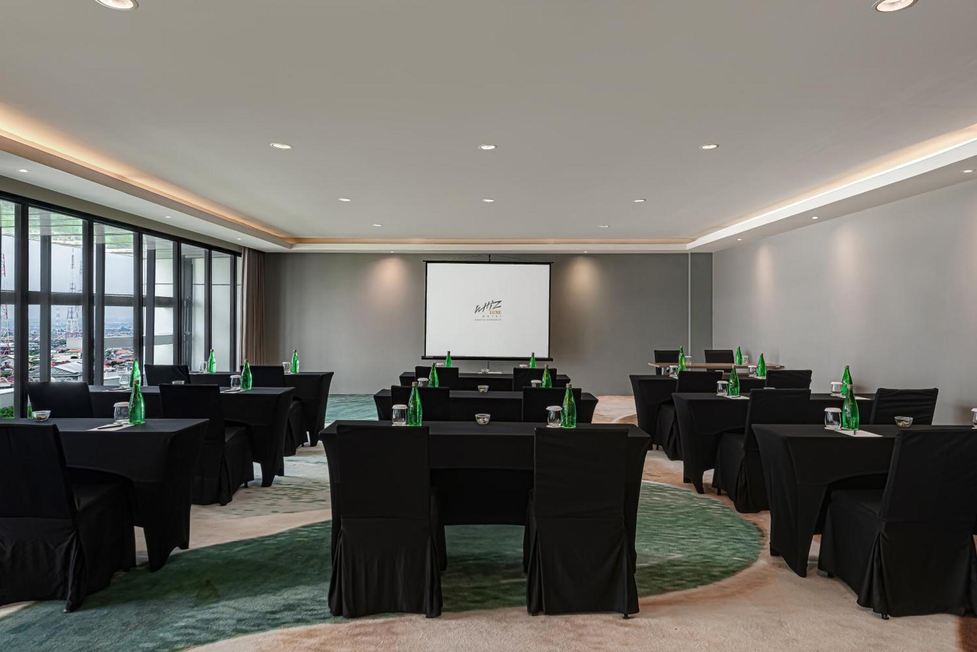 Hotel Whiz Luxe Spazio 5*