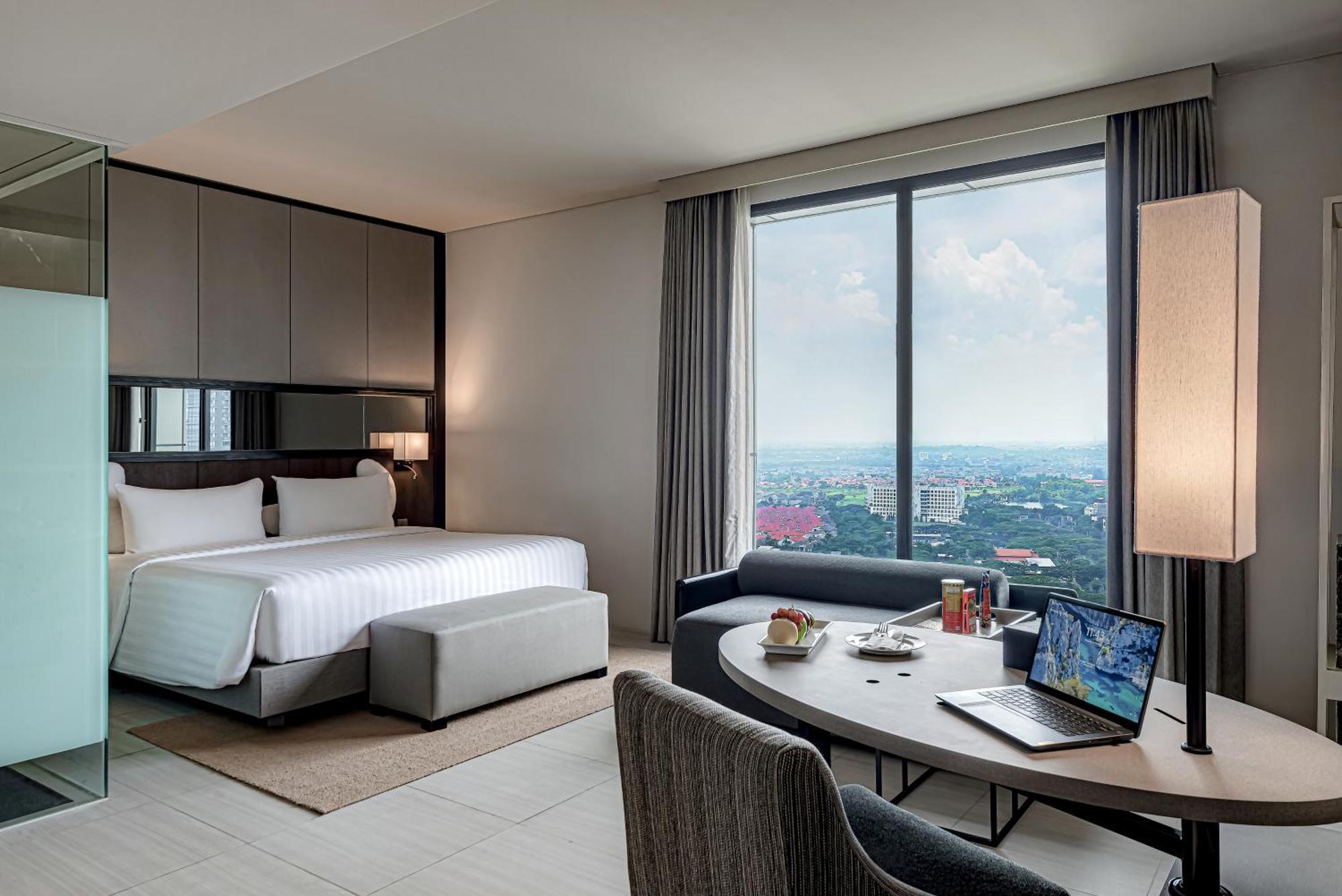 Hotel Whiz Luxe Spazio 5*